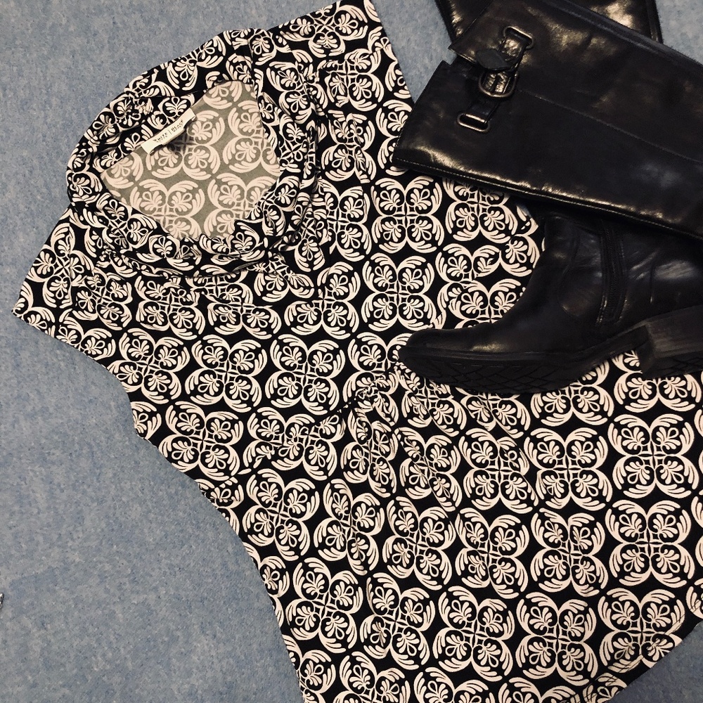 White House Black Market sleeveless blouse